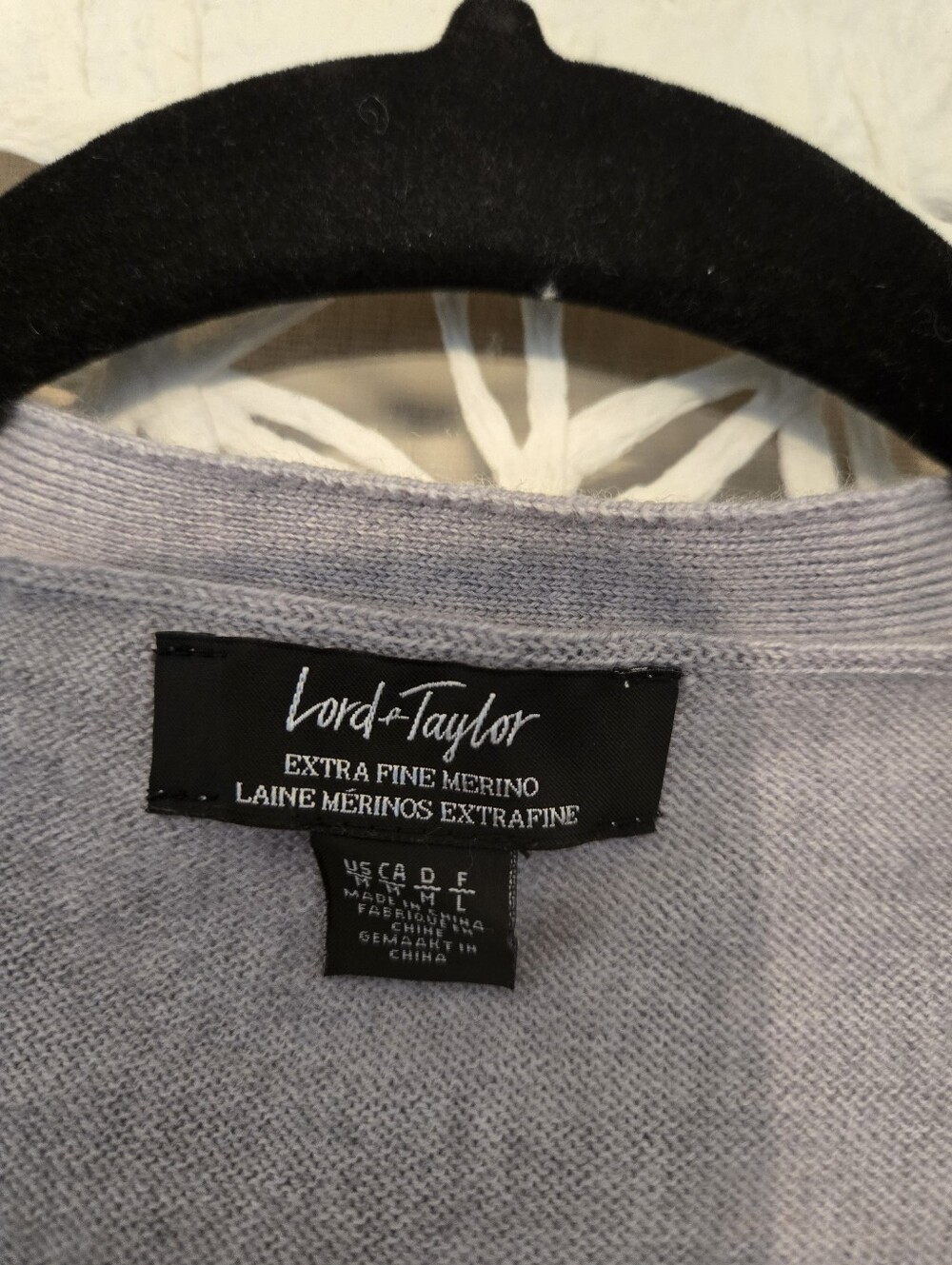 Women’s Merino Wool Cardigan Sweater M Light Gray 100% Fine Knit Long Sleeve - Picture 2 of 9